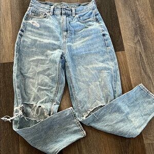 (5) American Eagle Outfitters Blue Boyfriend Jeans Distressed High-Rise